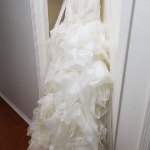 Vera Wang wedding dress